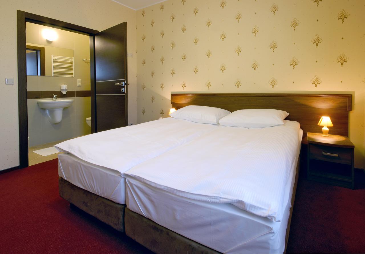 Hotel Chopin Pruszcz Gdański Zewnętrze zdjęcie