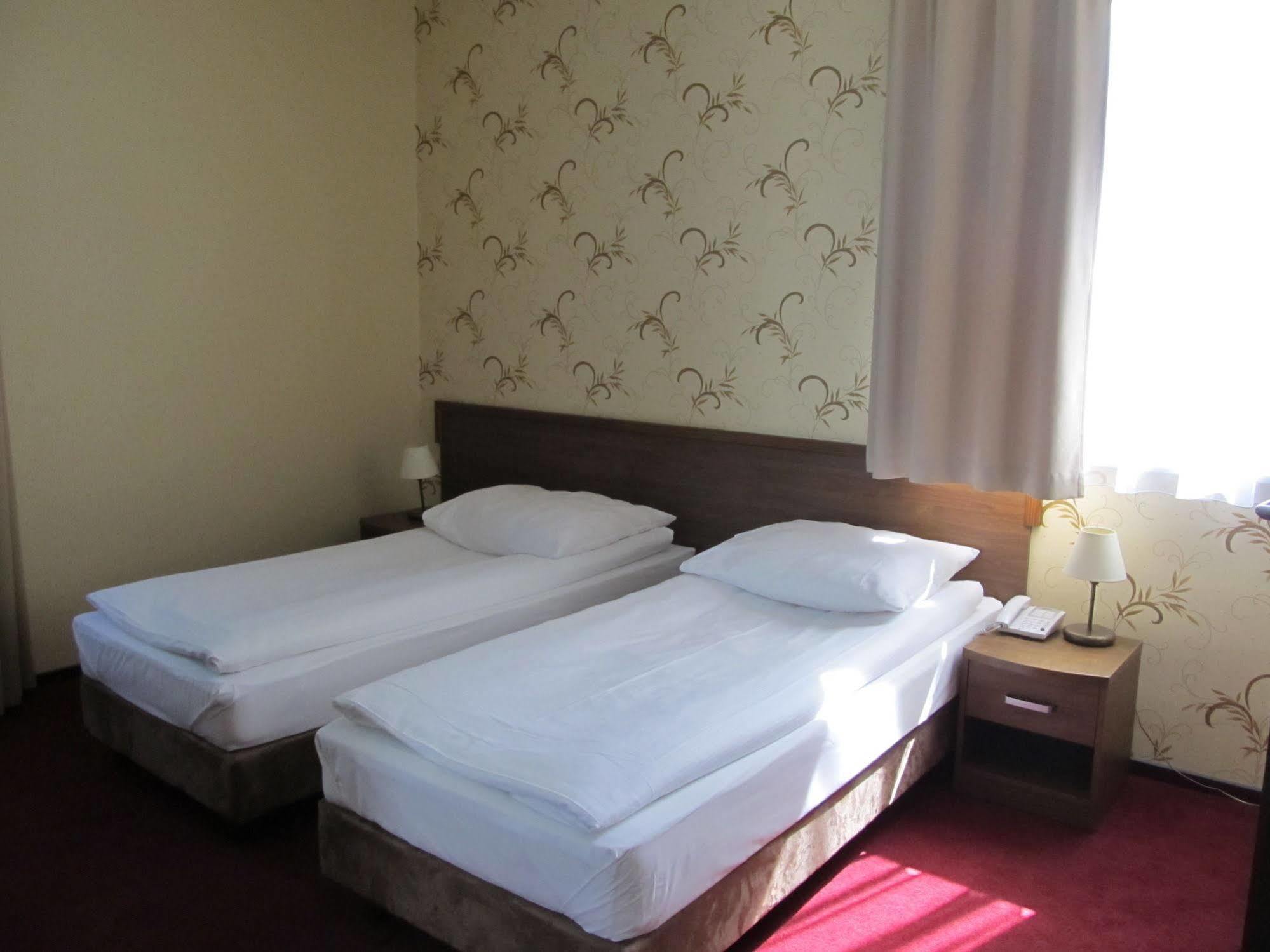 Hotel Chopin Pruszcz Gdański Zewnętrze zdjęcie