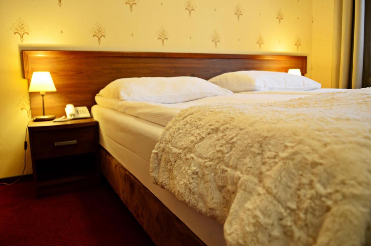 Hotel Chopin Pruszcz Gdański Zewnętrze zdjęcie